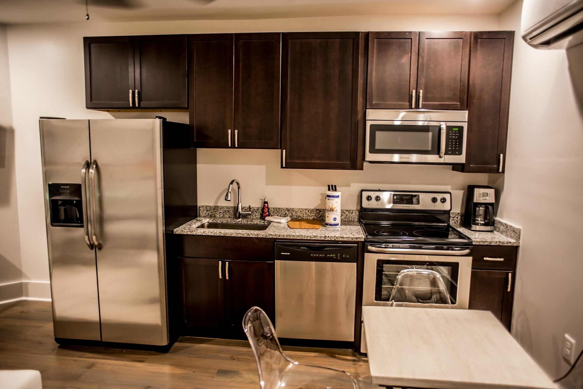 493 King Two Bedroom Suites Charleston Bagian luar foto